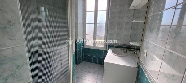 Location                                                      Maison
                        
                     4 pièces                      72 m2                     à Saint-Jean-d'Angély