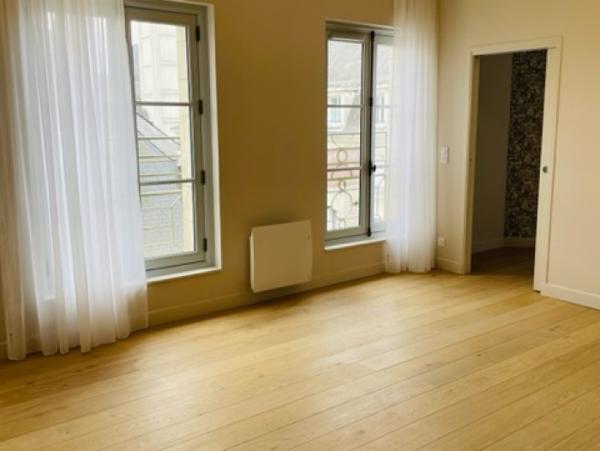 Location Appartement 3 pièces Tours (37000) - cathedrale