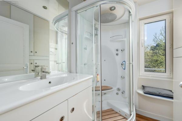 Maison individuelle à vendre à Fontenay-sous-Bois dans le Val-de-Marne (94120), ref : MAISON FAMILLIALE FONTENAY SOUS BOIS