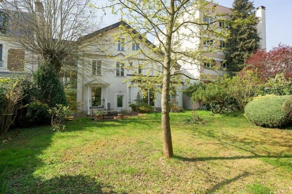 Maison individuelle à vendre à Fontenay-sous-Bois dans le Val-de-Marne (94120), ref : MAISON FAMILLIALE FONTENAY SOUS BOIS