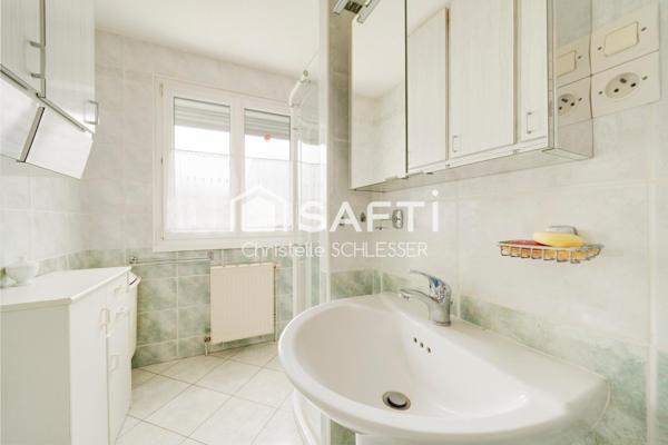 Maison jumelée avec 4 chambres, sur une surface de 470m2