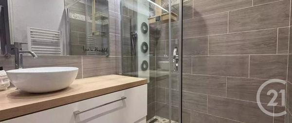 Appartement T2 à vendre  2 pièces - 25,22 m2 ST RAPHAEL - 83