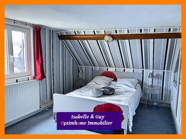 A 18 min de Verneuil, MAISON FAMILIALE ET 2 LOGEMENTS MEUBLÉS ATTENANTS ET DÉPENDANCE.