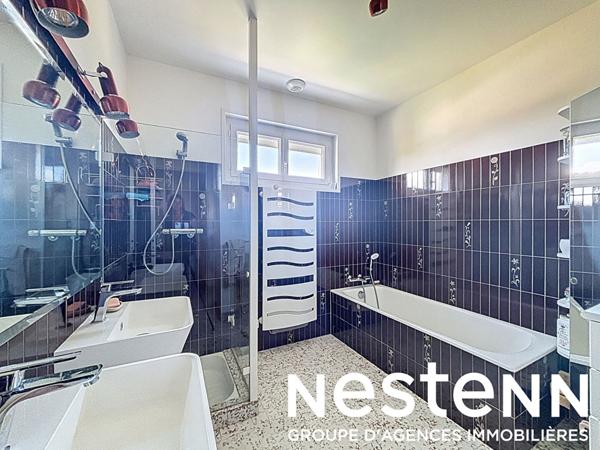 À vendre : Belle maison d'architecte au calme - secteur CRECHES SUR SAÔNE -