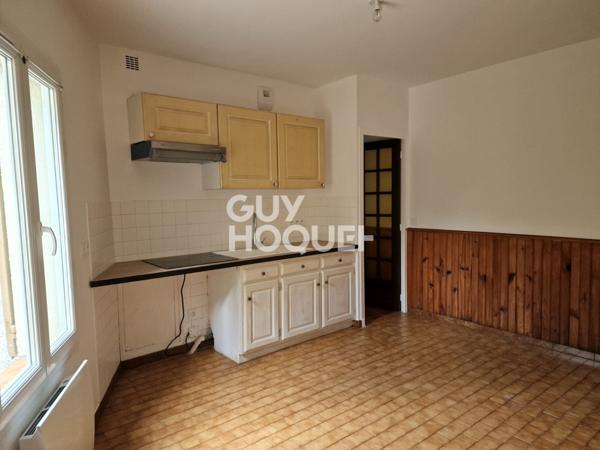 APPARTEMENT À LOUER DE 3 PIÈCES DE 53,00 M²