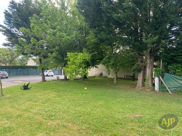 Immeuble à vendre Jonzac : 510 m2 à 770 000€ - AJP Immobilier Pons