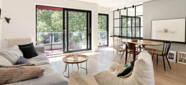 Dpt Rhône (69), à vendre CHARBONNIERES LES BAINS appartement T5 de 126,75 m²