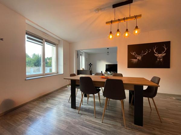 Maison 6 pièce(s) 200 m2