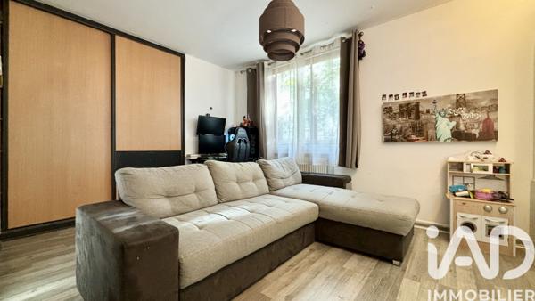 Appartement à vendre 3 pièces 63 m² Sainte-Geneviève-des-Bois