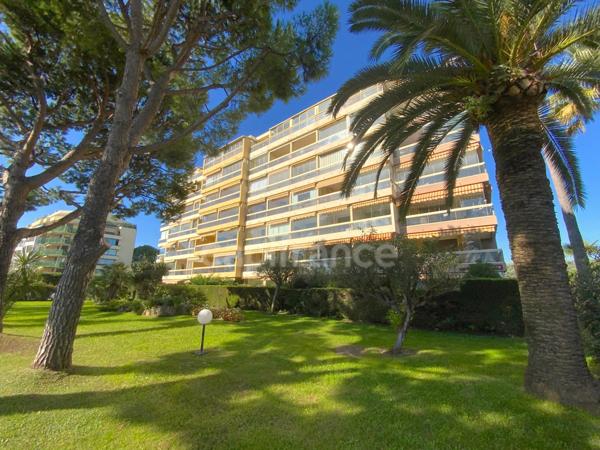 Appartement à vendre 2P TRAVERSANT CANNES (06)