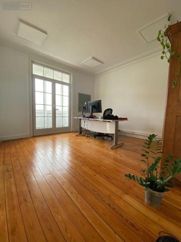 Bureaux à vendre à Libourne en Gironde (33500), ref : 11633/398