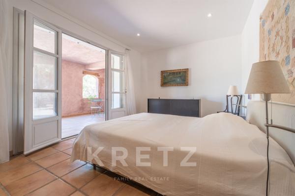 EXCLUSIVITÉ PINARELLO Villa vue mer.