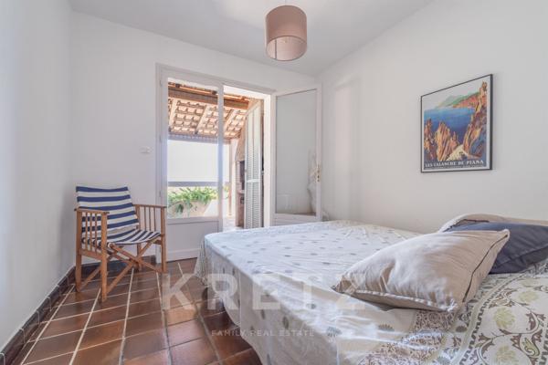 EXCLUSIVITÉ PINARELLO Villa vue mer.