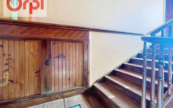 Maison à vendre    3 pièces •  Pinas