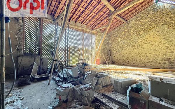 Maison à vendre    3 pièces •  Pinas