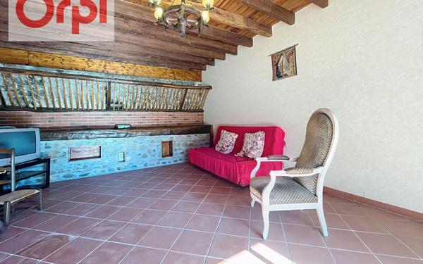 Maison à vendre    3 pièces •  Pinas