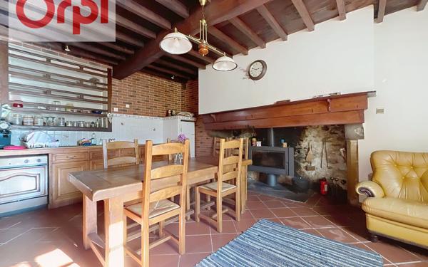 Maison à vendre    3 pièces •  Pinas