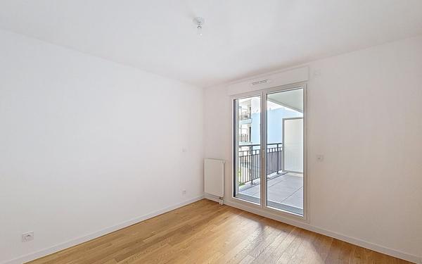 Appartement à louer    2 pièces •  Suresnes