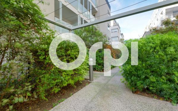 Appartement à vendre    2 pièces • 39,69 m2 Villeurbanne