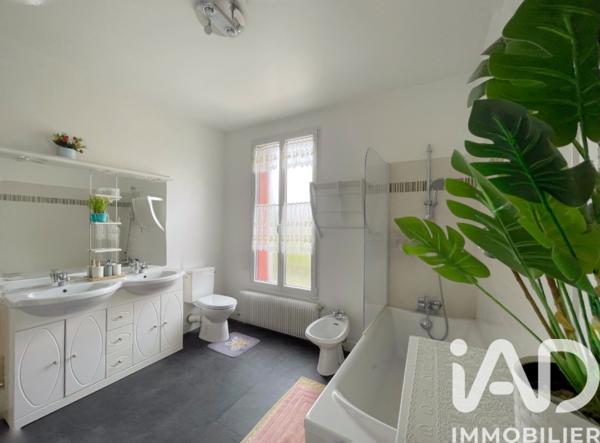 Maison à vendre 7 pièces 140 m² Chelles