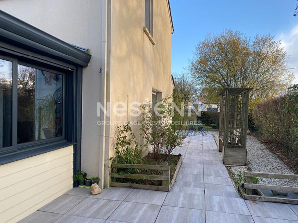 Maison spacieuse à vendre à Bressuire quartier Saint Porchaire de 144m² avec 4 chambres, jardin de 1867 m²