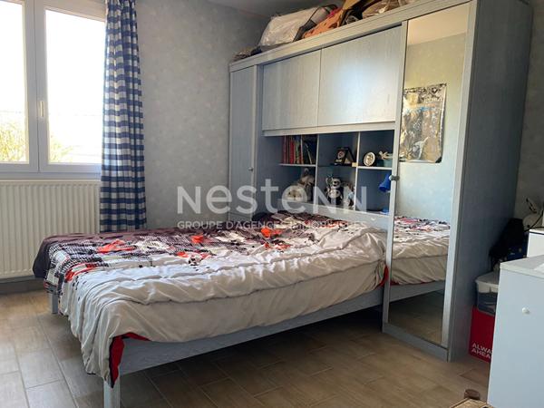 Maison spacieuse à vendre à Bressuire quartier Saint Porchaire de 144m² avec 4 chambres, jardin de 1867 m²