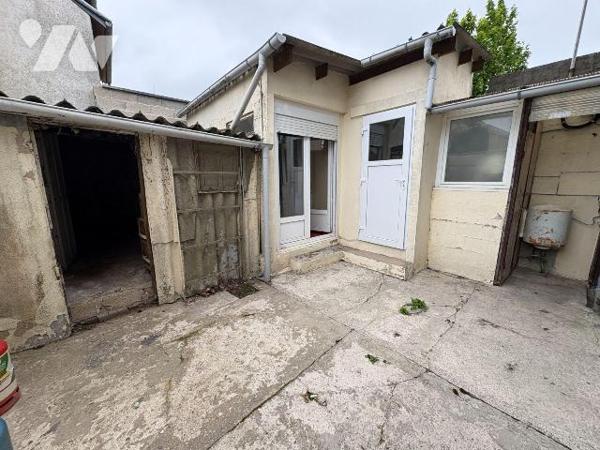 Idéal investisseurs!
Le TREPORT, maison avec jolie vue mer divisible en plusieurs logements co...