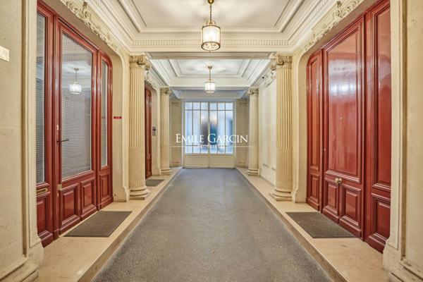 À vendre - appartement  - 40 m² Paris - 75006 -  Jardin du Luxembourg