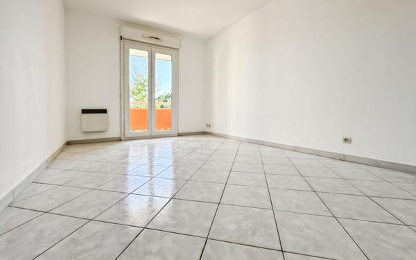 Appartement à vendre    2 pièces • 45,20 m2 Fréjus