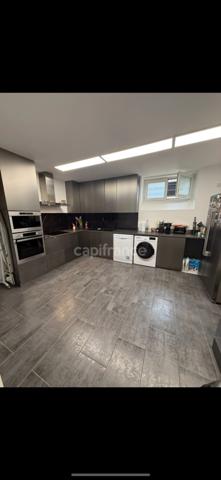 Un grand Souplex de 5 pièces (100 m2) + jardin privative de 200m2 au cœur de MONTMORENCY (95)