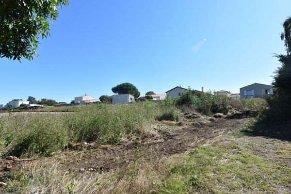 17640 VAUX SUR MER Magnifique terrain sur VAUX SUR MER
