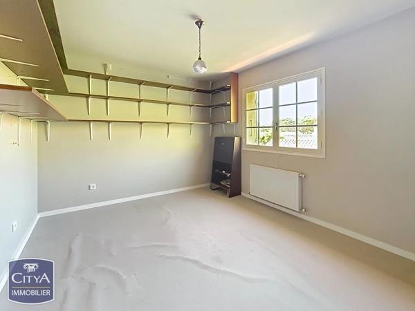 Maison à vendre 5 pièces 117m² Salon-de-Provence (13300)