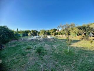 Terrain de 700 m²