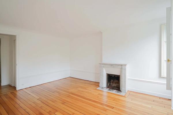 Appartement Paris 7e - PLACE DE BRETEUIL