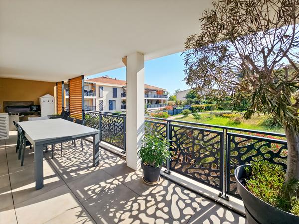 Le Pradet - Appartement T4 - Residence recente avec piscine - Garage