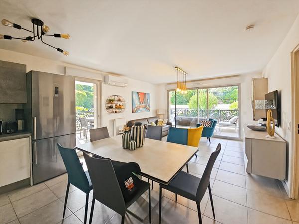 Le Pradet - Appartement T4 - Residence recente avec piscine - Garage