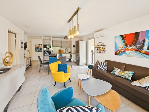 Le Pradet - Appartement T4 - Residence recente avec piscine - Garage