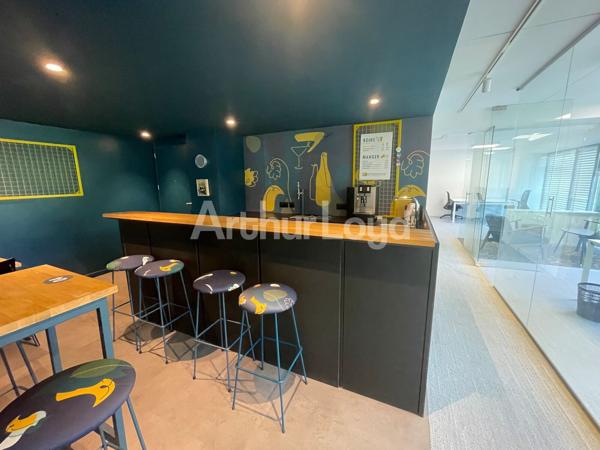 Location bureaux 366 m² équipés à Lille - Surfaces divisibles et climatisée