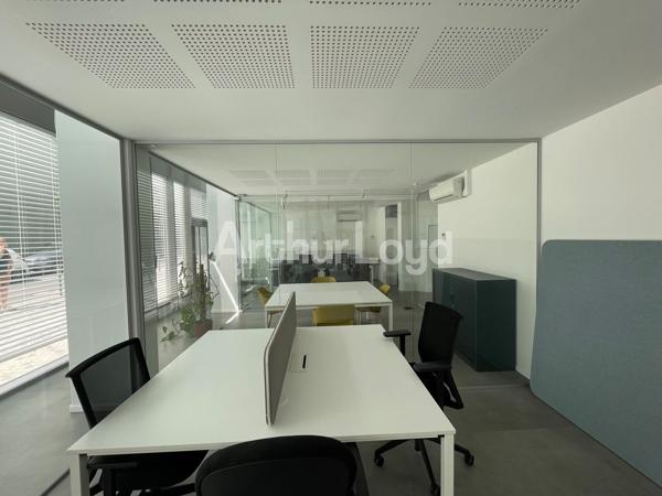 Location bureaux 366 m² équipés à Lille - Surfaces divisibles et climatisée