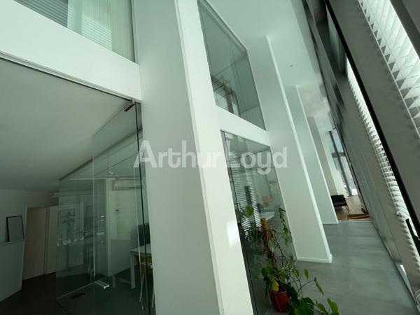 Location bureaux 366 m² équipés à Lille - Surfaces divisibles et climatisée