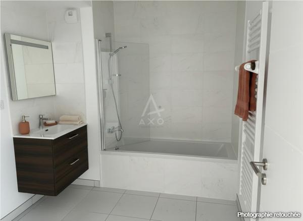 T3 traversant 75 m² balcon et terrasse avec ascenseur - 1ère occupation