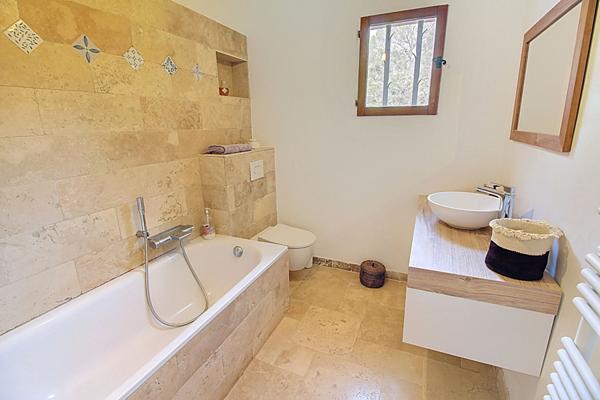 A vendre en exclusivité ! Maison Lorgues 5 pièces 125 m2 + Garage + Piscine