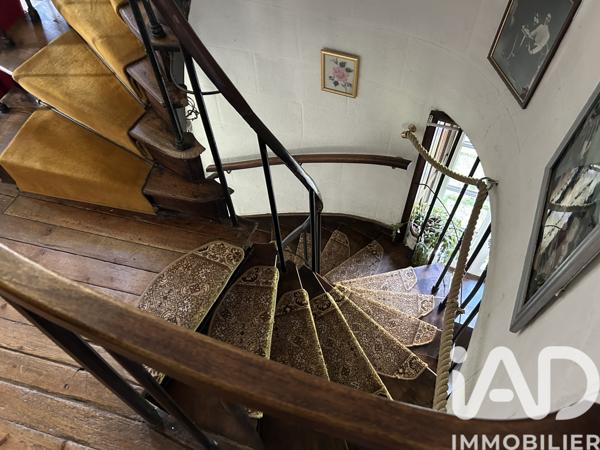 Maison à vendre 10 pièces 281 m² Échiré