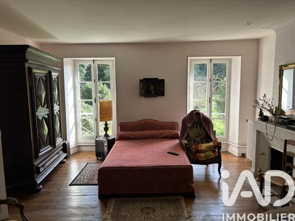 Maison à vendre 10 pièces 281 m² Échiré