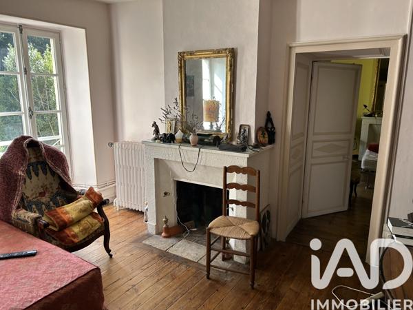 Maison à vendre 10 pièces 281 m² Échiré