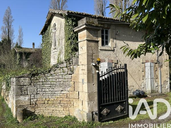 Maison à vendre 10 pièces 281 m² Échiré