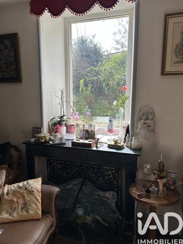 Maison à vendre 10 pièces 281 m² Échiré