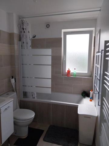 Vente Maison 8 pièces 255 m2 à Vierzon