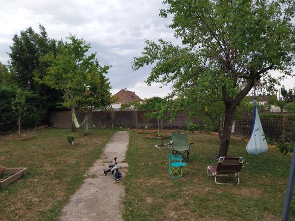 Vente Maison 8 pièces 255 m2 à Vierzon