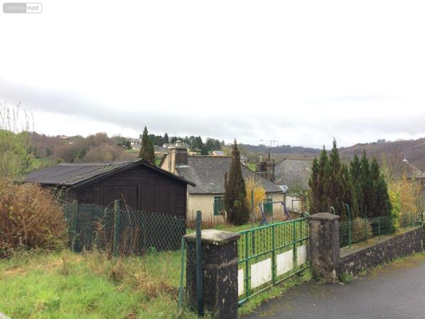 Maison à vendre à Cornil en Corrèze (19150), ref : 19037-292   
Eglise